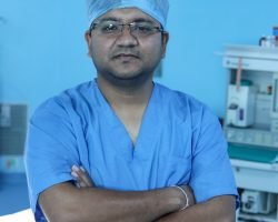 dr. devesh bansal(urologist)MS, DNB